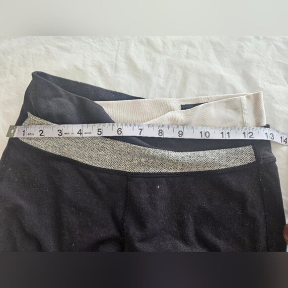 Lululemon Astro Heathered Pant. Black Grey Cross Cross. Size 4 - Picture 13 of 15